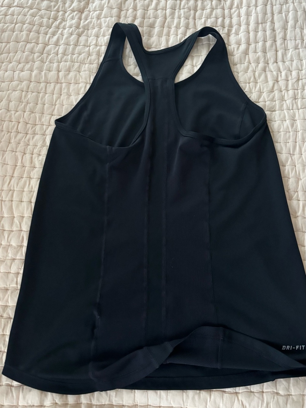 Qty 5 Misc. Brand Performance / Fitness Tank Tops - Women's - Picture 6 of 13